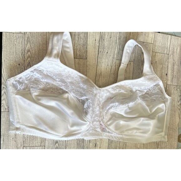 Comfort Choice Women's Plus Size Easy Enhancer Wireless Bra 48C - Picture 1 of 7